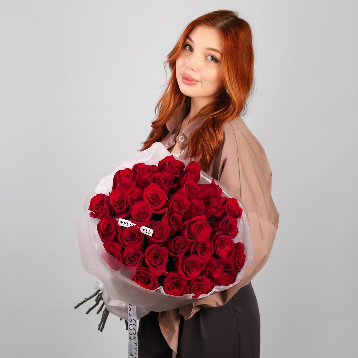 buket krasnyh roz 35 roz 5